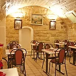 De Montmartre Hotel 3*