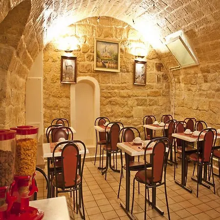 Hotell De Montmartre 3*