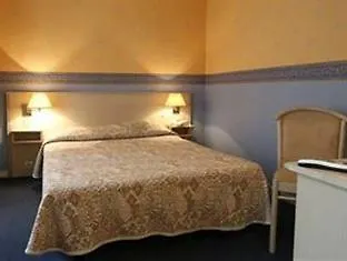 De Montmartre Hotell 3*